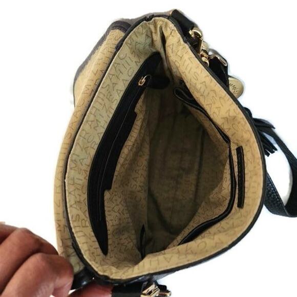 Isaac Mizrahi Bridgehampton Women's Black Pebbled Leather Crossbody - Picture 6 of 6